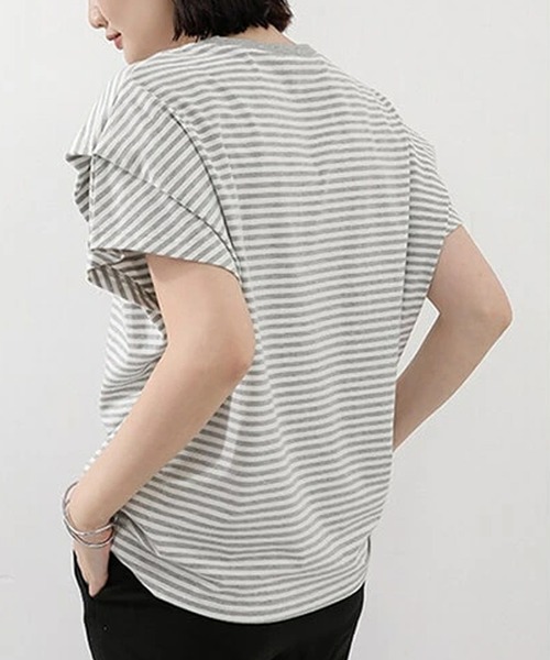 LUMIRA（アパレル）（ルミラ）の「肩タック半袖 Tシャツ ボーダーカットソー（Tシャツ/カットソー・レディース・ブラック/ホワイト×ネイビー/ブラック×ホワイト/ホワイト/ブラウン系その他/グレー×ホワイト・ONE SIZE）」の13枚目の写真