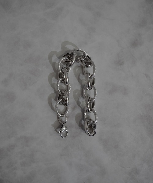 SBG（エスビー）の「インフルエンサー みずきち × SBG チャンキーチェーンブレスレット（ブレスレット・メンズ・シルバー・FREE）」の4枚目の写真