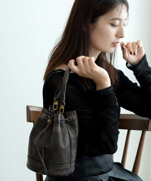 DEVICE(デバイス)の「DEVICE ヴィンテージデザイン 巾着 ショルダーバッグ ハンドバッグ(ショルダーバッグ・レディース・ダークブラウン/ダークブラック/ブラック・FREE)」の17枚目の写真