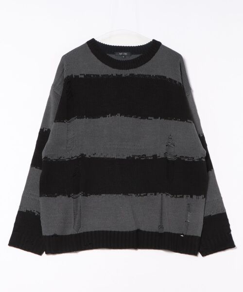 8(eight)(エイト)の「ダメージボーダークルーネックニット(ニット/セーター・メンズ・レッド/ホワイト/チャコールグレー・MEDIUM/LARGE)」の3枚目の写真