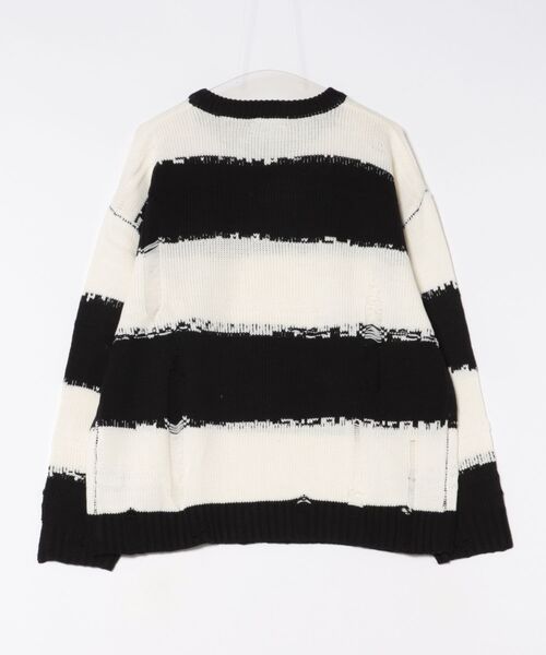 8(eight)(エイト)の「ダメージボーダークルーネックニット(ニット/セーター・メンズ・レッド/ホワイト/チャコールグレー・MEDIUM/LARGE)」の4枚目の写真