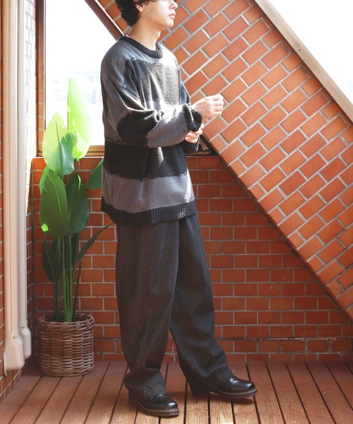 8(eight)(エイト)の「ダメージボーダークルーネックニット(ニット/セーター・メンズ・レッド/ホワイト/チャコールグレー・MEDIUM/LARGE)」の16枚目の写真