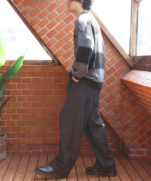 8(eight)(エイト)の「ダメージボーダークルーネックニット(ニット/セーター・メンズ・レッド/ホワイト/チャコールグレー・MEDIUM/LARGE)」の20枚目の写真