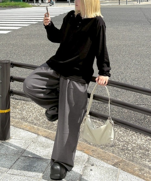 Chikashitsu +(チカシツプラス)の「【Chikashitsu +】double button henry neck long sleeve tee / 【チカシツプラス】ダブルボタンヘンリーネック長袖Tシャツ(Tシャツ/カットソー・メンズ・チャコール/ブラック/ホワイト/ブルー・ONE SIZE)」の21枚目の写真