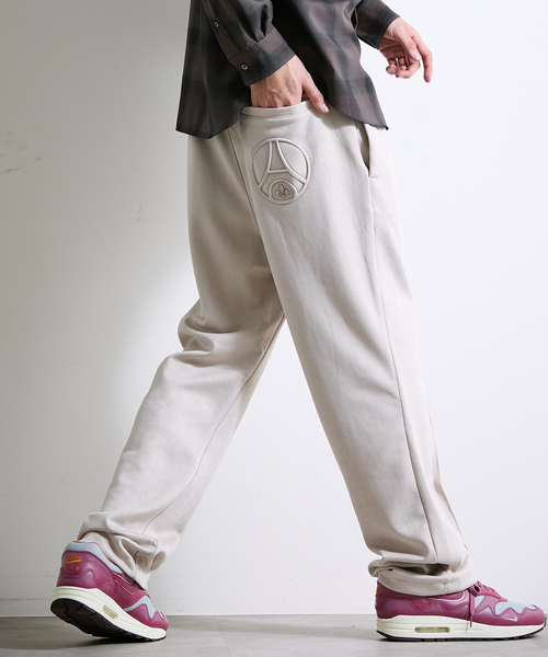 PARIS SAINT-GERMAIN(パリサンジェルマン)の「【Paris Saint-Germain / パリ・サン=ジェルマン】JP FS PANTS(その他パンツ・メンズ・ブルー/ブラック/ライトグレー/グリーン・MEDIUM/LARGE/X-LARGE/SMALL)」の2枚目の写真