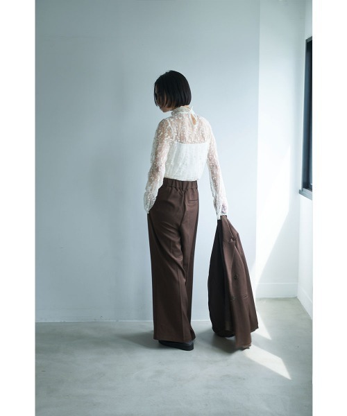 marjour（マージュール）の「BELTED BROWN PANTS（スラックス・レディース・ブラウン・M）」の20枚目の写真