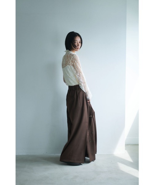 marjour（マージュール）の「BELTED BROWN PANTS（スラックス・レディース・ブラウン・M）」の19枚目の写真