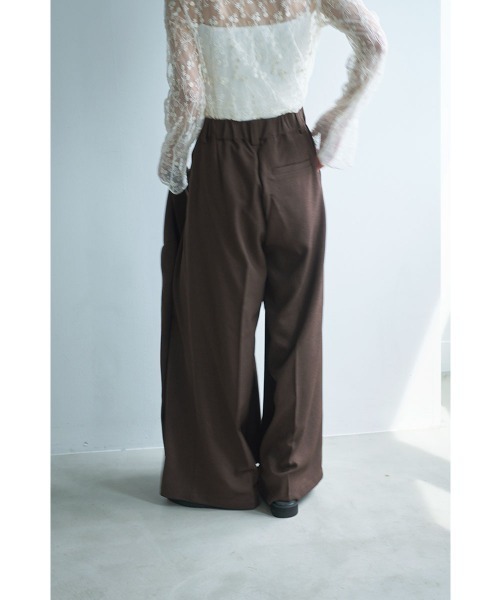 marjour（マージュール）の「BELTED BROWN PANTS（スラックス・レディース・ブラウン・M）」の16枚目の写真