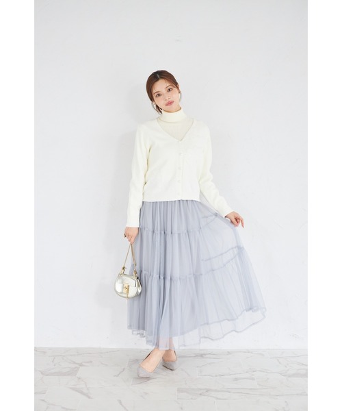 tocco closet(トッコ クローゼット)の「【ZOZO限定】パール釦チュールフラワーモチーフニットカーディガン(カーディガン/ボレロ・レディース・アイボリー/ブラック/グレー・M)」の5枚目の写真