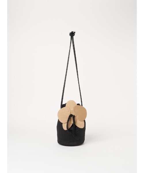 sahara(サハラ)の「Flower Motif Drawstring Bag/フラワーモチーフドローストリングバッグ(ショルダーバッグ・レディース・ブラック/ベージュ・FREE)」の22枚目の写真