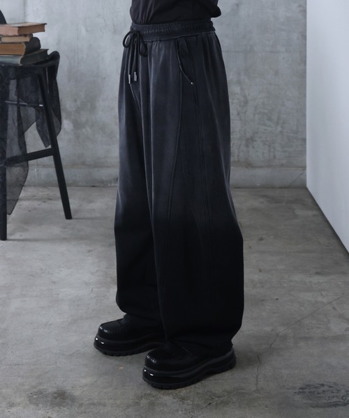 Confirm(コンファーム)の「AW フェード加工 タック スウェットパンツ メンズ レディース ユニセックス 【Confirm】(スウェットパンツ・メンズ・ブラック・M/L)」の3枚目の写真