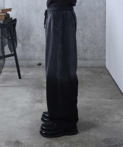 Confirm(コンファーム)の「AW フェード加工 タック スウェットパンツ メンズ レディース ユニセックス 【Confirm】(スウェットパンツ・メンズ・ブラック・M/L)」の4枚目の写真