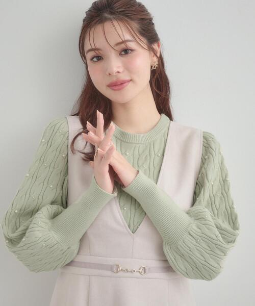 couture brooch(クチュールブローチ)の「【華やぎ・一枚で着映え】ケーブルパール調ニット(ニット/セーター・レディース・ライトグレー/ライトグリーン/アイボリー・42/40/38)」の21枚目の写真