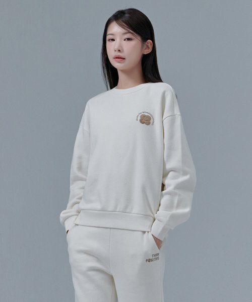 CHASECULT（チェイスカルト）の「レディース 起毛 ボクルポイント スウェットTシャツ-CFRG5172D0A（スウェット・レディース・アイボリー・85）」の3枚目の写真