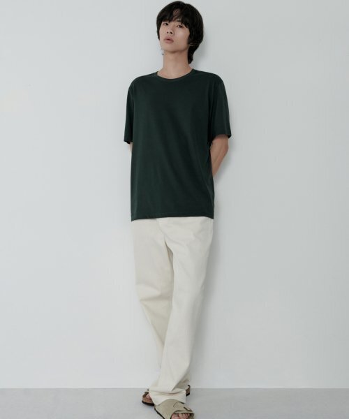 MUSINSA STANDARD（ムシンサスタンダード）の「[クールタンダード] ベーシッククルーネックTシャツ [ディープグリーン]（Tシャツ/カットソー・メンズ・その他・SMALL/MEDIUM/LARGE/X-LARGE/XX-LARGE/XXX-LARGE）」の3枚目の写真