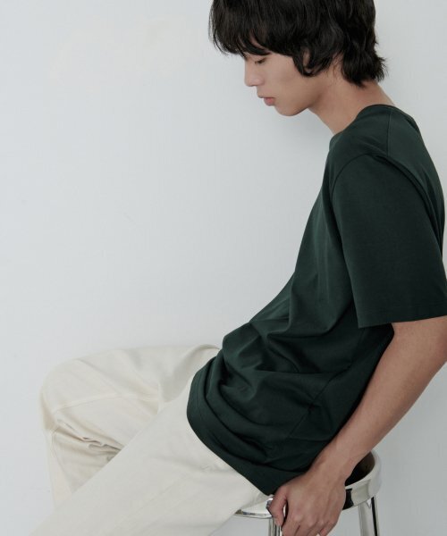 MUSINSA STANDARD（ムシンサスタンダード）の「[クールタンダード] ベーシッククルーネックTシャツ [ディープグリーン]（Tシャツ/カットソー・メンズ・その他・SMALL/MEDIUM/LARGE/X-LARGE/XX-LARGE/XXX-LARGE）」の5枚目の写真