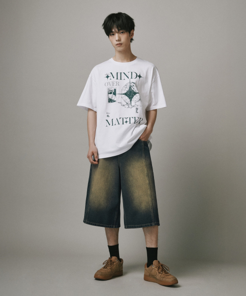 Verdnt（バーダント）の「切開ウォッシュドデニムバミューダパンツ[ビンテージ]（その他パンツ・レディース・ターコイズブルー系・SMALL/MEDIUM/LARGE/X-LARGE）」の4枚目の写真