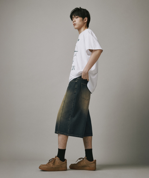 Verdnt（バーダント）の「切開ウォッシュドデニムバミューダパンツ[ビンテージ]（その他パンツ・レディース・ターコイズブルー系・SMALL/MEDIUM/LARGE/X-LARGE）」の5枚目の写真