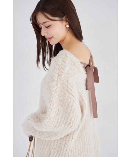tocco closet(トッコ クローゼット)の「【ZOZO限定】バッグリボンブラッシュシャギーニットトップス(ニット/セーター・レディース・チャコールグレー/ベージュ・M)」の2枚目の写真