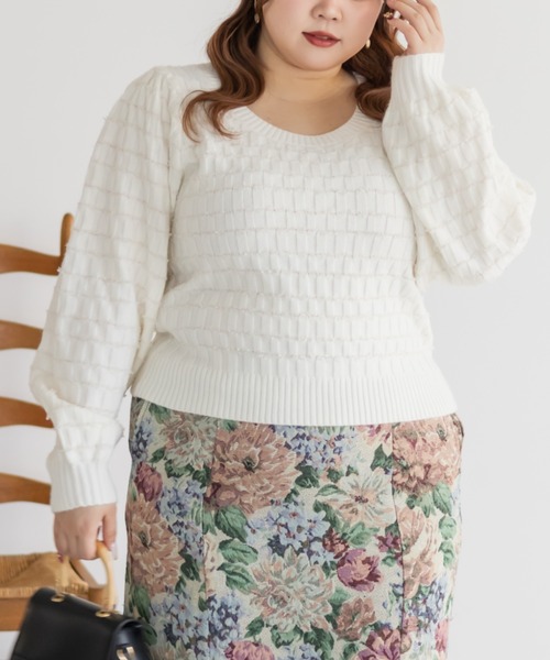 CLETTE(クレット)の「CLETTEオリジナルリボンヤーン使いニットプルオーバー(ニット/セーター・レディース・オフホワイト/ブラック/その他・LL/3L/4L)」の5枚目の写真