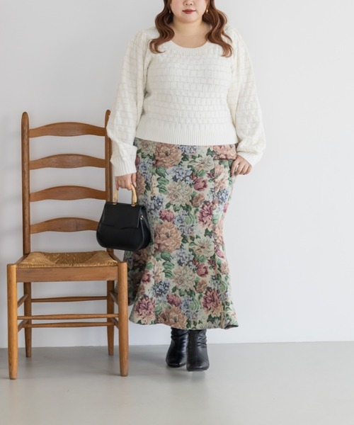CLETTE(クレット)の「CLETTEオリジナルリボンヤーン使いニットプルオーバー(ニット/セーター・レディース・オフホワイト/ブラック/その他・LL/3L/4L)」の7枚目の写真