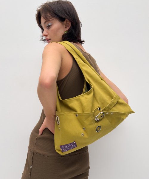 YEOMIM ショルダーバッグ イエロー YEOMIM｜ のバッグ通販 - ZOZOTOWN
