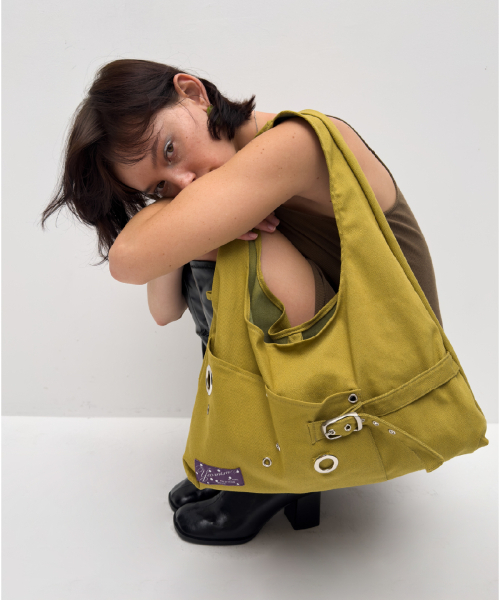 YEOMIMの「layout bag (olive green)(エコバッグ/サブバッグ・レディース・その他・FREE)」の2枚目の写真