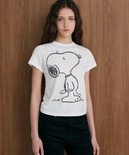 LADY VOLUME(レディーボリューム)の「ソロスヌーピーTシャツ(アイボリー)(Tシャツ/カットソー・レディース・その他・SMALL/MEDIUM)」の1枚目の写真