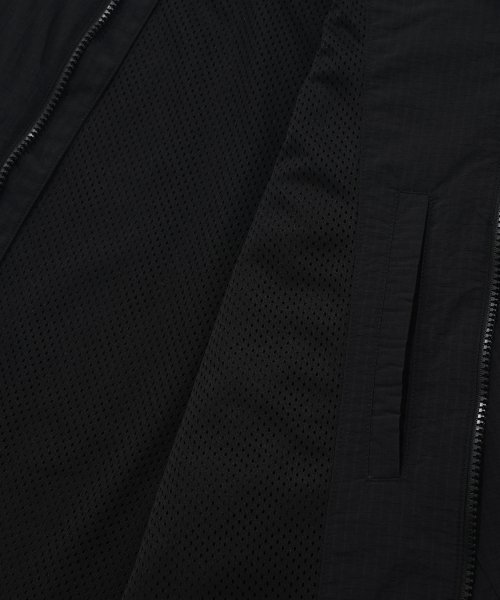 VISION STREET WEAR（ヴィジョンストリートウェア）の「VSW Utility Windbreaker Black（ナイロンジャケット・レディース・その他・SMALL/MEDIUM/LARGE/X-LARGE）」の14枚目の写真