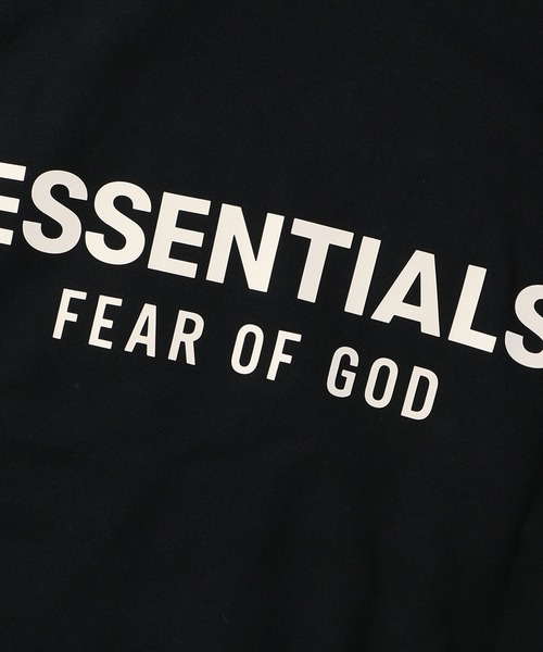 FOG ESSENTIALS（エフオージーエッセンシャルズ）の「ESSENTIALS Classic Fit Fleece Hoodie　エッセンシャルズ（パーカー・メンズ・ブラック系その他・SMALL/MEDIUM/LARGE/X-SMALL）」の4枚目の写真