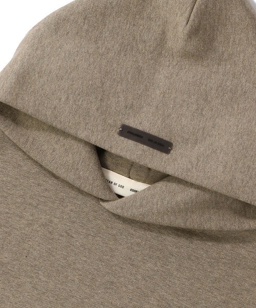 FOG ESSENTIALS（エフオージーエッセンシャルズ）の「ESSENTIALS Classic Fit Fleece Hoodie　エッセンシャルズ（パーカー・メンズ・ブラック系その他・SMALL/MEDIUM/LARGE/X-SMALL）」の8枚目の写真
