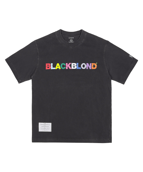 BLACK BLOND(ブラック ブロンド)の「ビビディ アンカバー カラーズ ロゴ ピグメント 半袖Tシャツ (ヴィンテージブラック)(Tシャツ/カットソー・メンズ・その他・MEDIUM/LARGE/X-LARGE)」の1枚目の写真