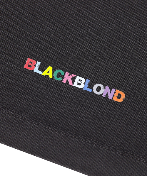BLACK BLOND(ブラック ブロンド)の「ビビディ アンカバー カラーズ ロゴ ピグメント 半袖Tシャツ (ヴィンテージブラック)(Tシャツ/カットソー・メンズ・その他・MEDIUM/LARGE/X-LARGE)」の8枚目の写真