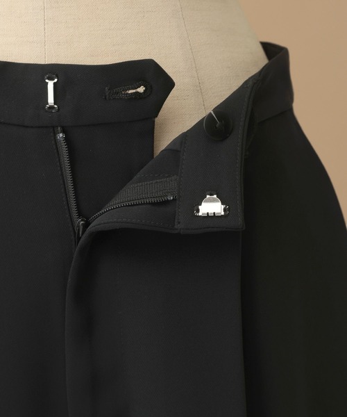 A part by（アパートバイ）の「【セレモニー】C*ジャガードブラウスセットアップ（スーツセット・レディース・アイボリー/ネイビー・MEDIUM/SMALL）」の17枚目の写真