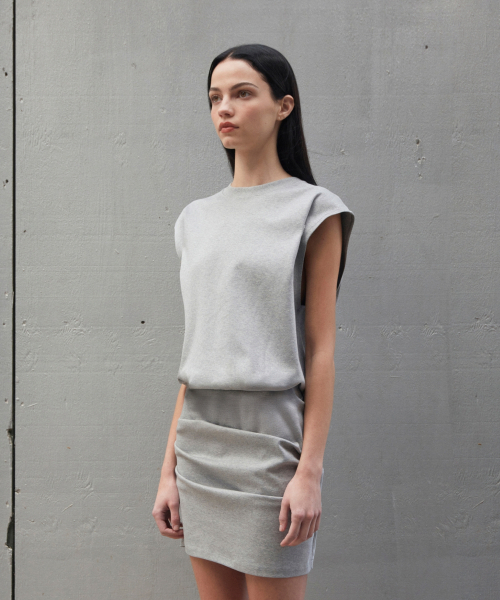 ERA(エラ)の「WOMEN FITTED SLEEVELESS TUCK DRESS - WHITE MELANGE(ワンピース・レディース・その他・OS)」の11枚目の写真
