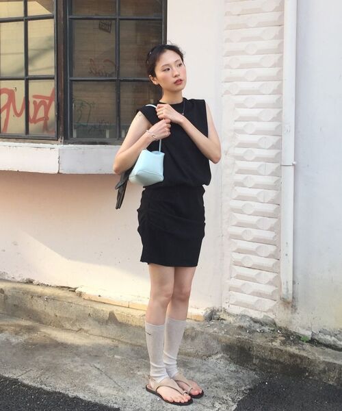 ERA(エラ)の「WOMEN FITTED SLEEVELESS TUCK DRESS - WHITE MELANGE(ワンピース・レディース・その他・OS)」の9枚目の写真