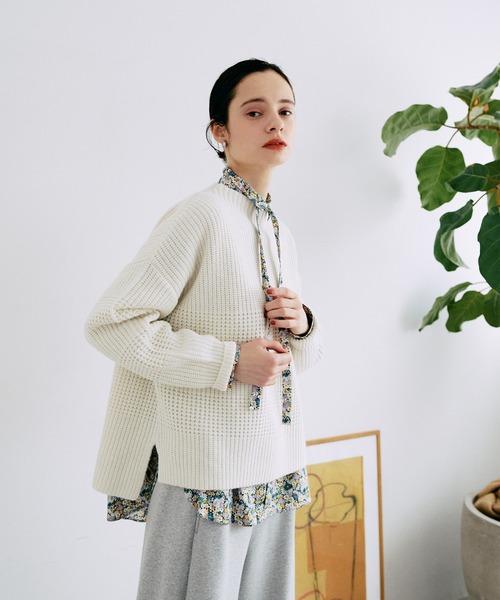 LA MARINE FRANCAISE（マリン フランセーズ）の「片畦ボーダーボトルネックニット（ニット/セーター・レディース・オフホワイト/グレー/ブルー/イエロー・FREE）」の5枚目の写真