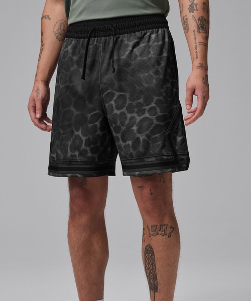 JORDAN BRAND（ジョーダンブランド）の「JORDAN BRAND M J DF SPT AOP DMND SHORT / ジョーダン ブランド DF SPT AOP DMND ショート / NIKE【SP】（その他パンツ・メンズ・ブラック・S/M/L/XL/XXL）」の2枚目の写真