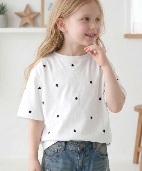 Java(ジャバ)の「【キッズ】《JaVaジャバコラボ》親子お揃い リンクコーデできちゃう!ミニハート刺繍Tシャツ(半袖)(Tシャツ/カットソー・キッズ・ホワイト×レッド/ホワイト×ブラック/ネイビー・100/120/140/160)」の22枚目の写真