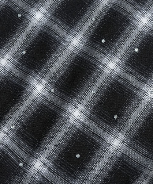 Starting Over(スターティングオーバー)の「scattered rhinestone ombre check zip up shirt jacket/ラインストーン オンブレチェック ジップアップ シャツジャケット 短丈 シャツ/ハリントンジャケット(シャツ/ブラウス・メンズ・ブラック・M/L)」の8枚目の写真