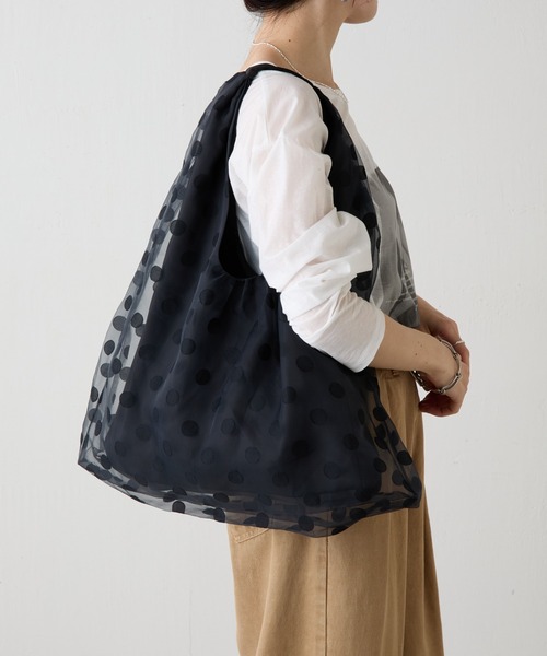 PAPILLONNER（パピヨネ）の「チュールトライアングルバッグ（トートバッグ・レディース・ブラック系その他/ブラック・FREE）」の3枚目の写真