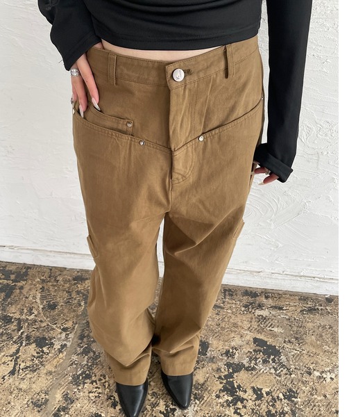 ROGER AND RAW(ロジャーアンドロウ)の「スラッシュポケット ワイドチノパンツ(チノパンツ・レディース・カーキ/オリーブ・SMALL/MEDIUM)」の9枚目の写真