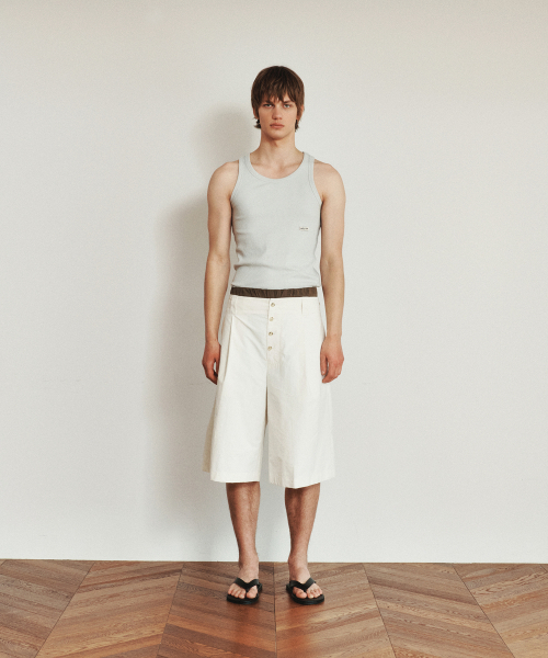 HEUTE（ホイテ）の「HET RIBBED SLIM SLEVELESS TOP (LIGHT GREY)（Tシャツ/カットソー・メンズ・ライトグレー・M/L）」の2枚目の写真