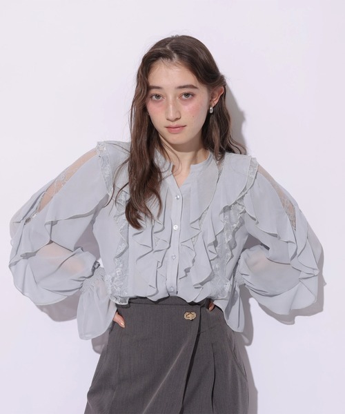 Rirandture(リランドチュール)の「レースフリルブラウス(シャツ/ブラウス・レディース・ライトイエロー/オフホワイト/ブルー系その他3・2)」の8枚目の写真