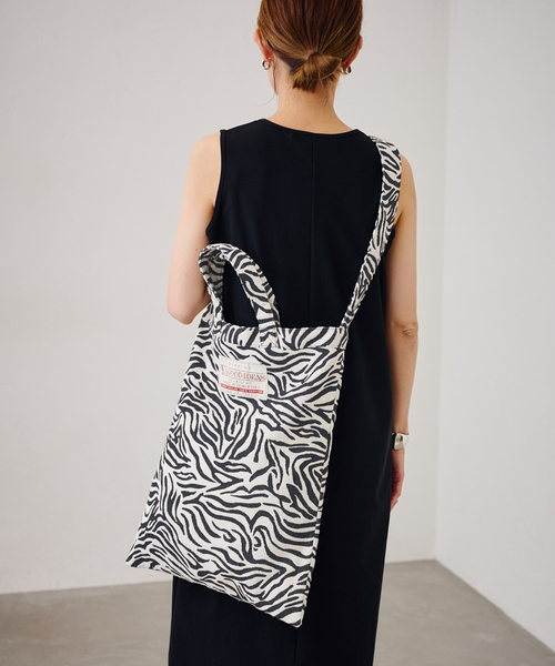 FRAMeWORK（フレームワーク）の「≪追加≫YA GOOD IDEAS BIG TAG FABRIC トート（トートバッグ・レディース・ベージュ/ホワイト・FREE）」の8枚目の写真