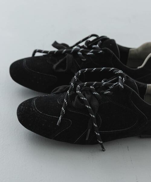 SENSE OF PLACE by URBAN RESEARCH（センスオブプレイスバイアーバンリサーチ）の「【S~Lサイズ/軽量】ツインコードフラットスニーカー（スニーカー・レディース・ベージュ/ピンク/ブラック・MEDIUM/SMALL/LARGE）」の5枚目の写真