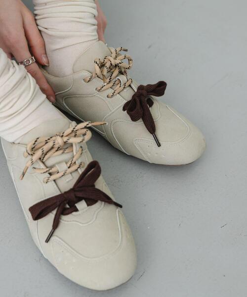 SENSE OF PLACE by URBAN RESEARCH（センスオブプレイスバイアーバンリサーチ）の「【S~Lサイズ/軽量】ツインコードフラットスニーカー（スニーカー・レディース・ベージュ/ピンク/ブラック・MEDIUM/SMALL/LARGE）」の15枚目の写真