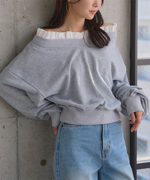 KOBE LETTUCE（コウベレタス）の「前後2wayフリルドッキングオフショルスウェット（スウェット・レディース・アイボリー/ブラック/グレー・M）」の8枚目の写真