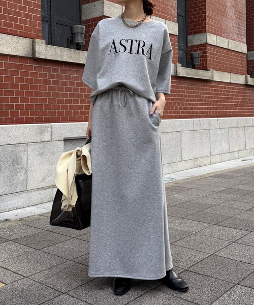 DouDou（ドゥドゥ）の「【セットアップ可能】マーメイドカットフレアスカート（スカート・レディース・ネイビー/グレイッシュベージュ/グレー・FREE）」の16枚目の写真