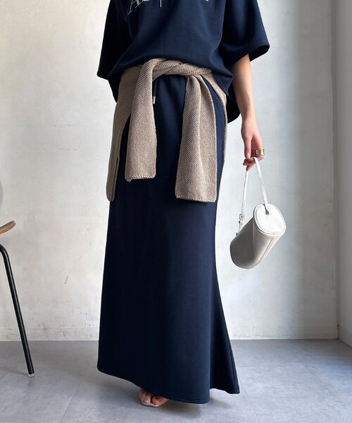 DouDou（ドゥドゥ）の「【セットアップ可能】マーメイドカットフレアスカート（スカート・レディース・ネイビー/グレイッシュベージュ/グレー・FREE）」の9枚目の写真